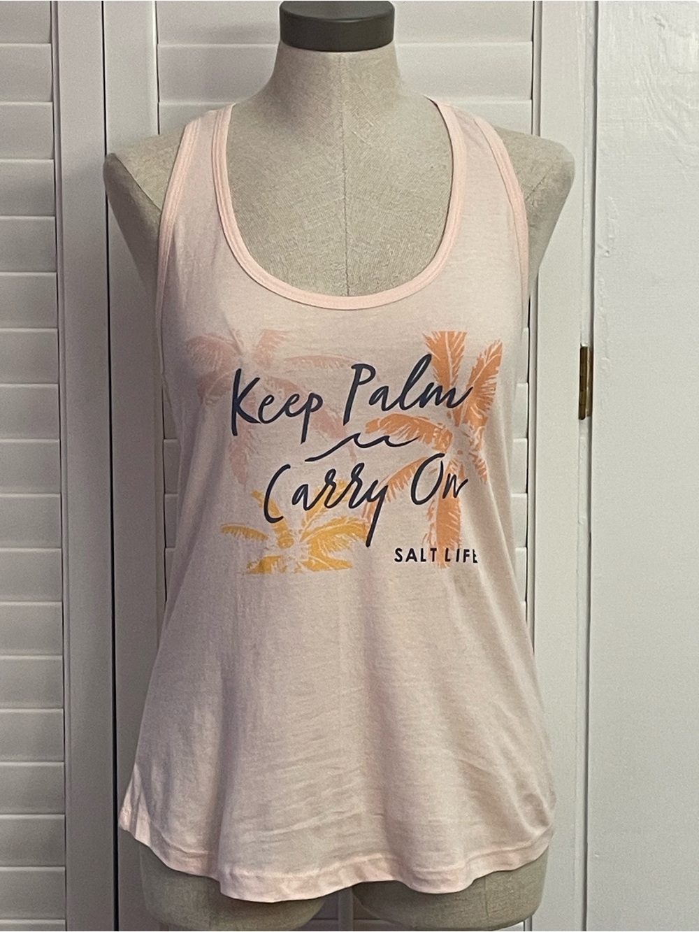 Salt Life Women’s Light Pink “Keep Palm Carry On” Graphic Palm Razorback Tank